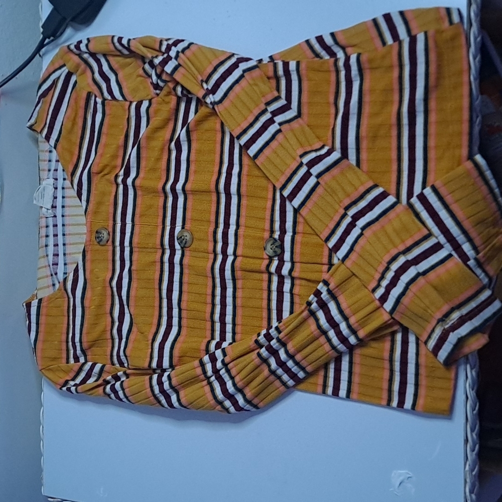 Old Navy/one step up long sleeve stripes shirt